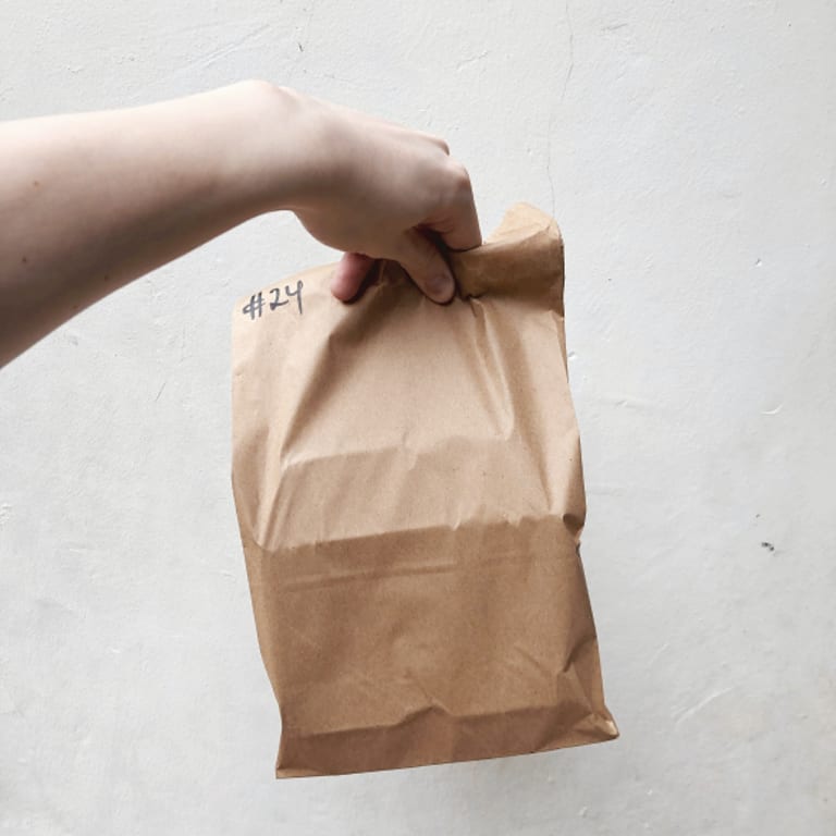 Convenient Pickup and Delivery Options for Bar Favorites